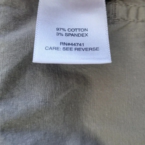 Alpine Design Khaki Women's Shorts Size 12 - Picture 8 of 8